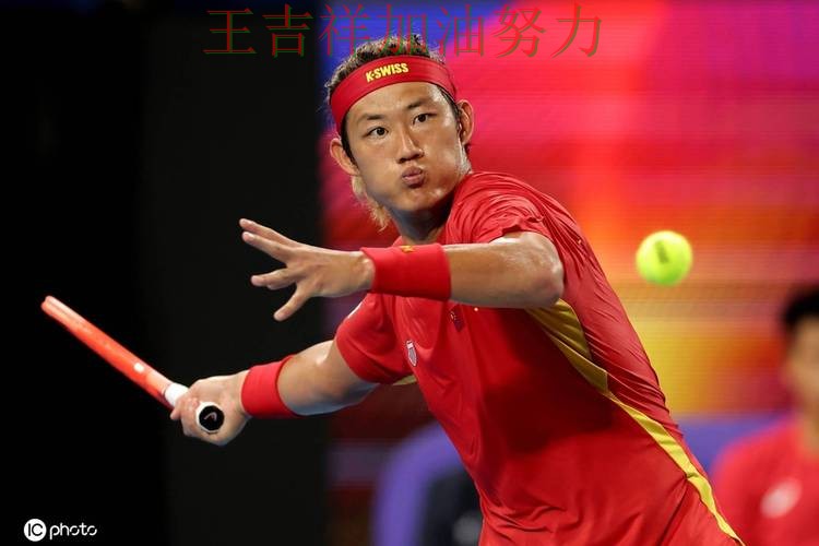 张之臻在世乒赛中稳定发挥让争冠形势再生变化 让晋级悬念继续保留